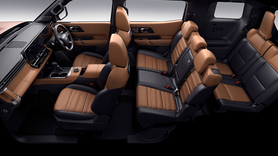 新型PAJERO キャビンスペース